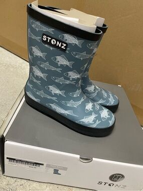🆕 Stonz Kids Rain Boots – Brand New with Box